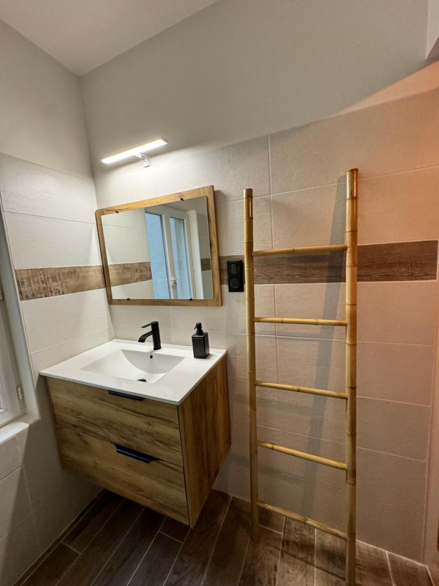Mazet En Campagne Apartment Arles Exterior photo
